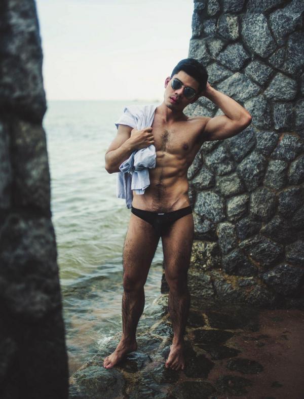 1000miles-Magazine--Vol.1---Nick-Ittipat