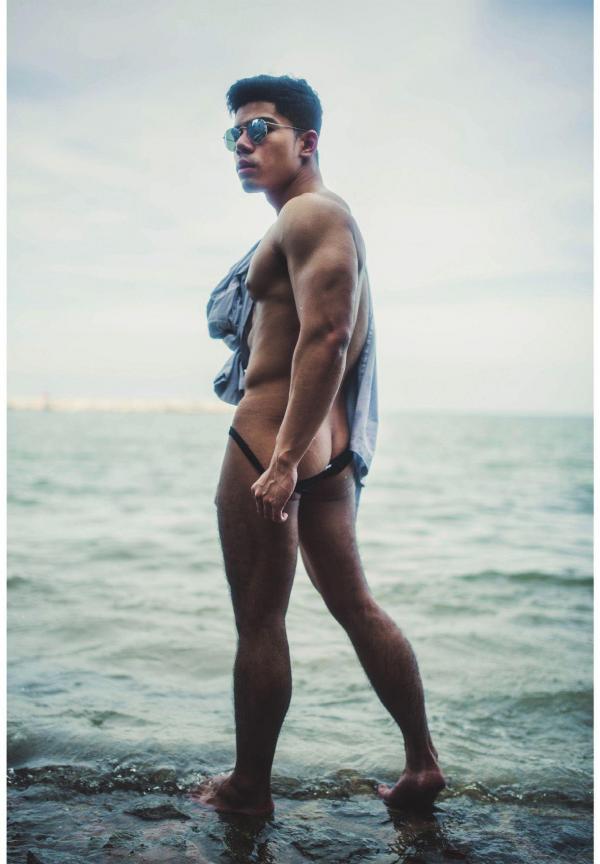 1000miles-Magazine--Vol.1---Nick-Ittipat