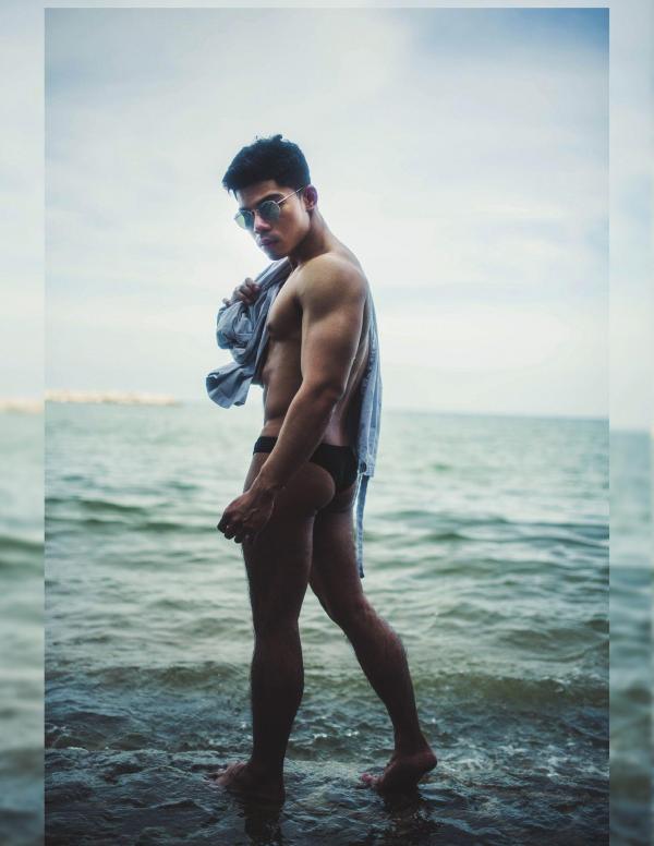 1000miles-Magazine--Vol.1---Nick-Ittipat