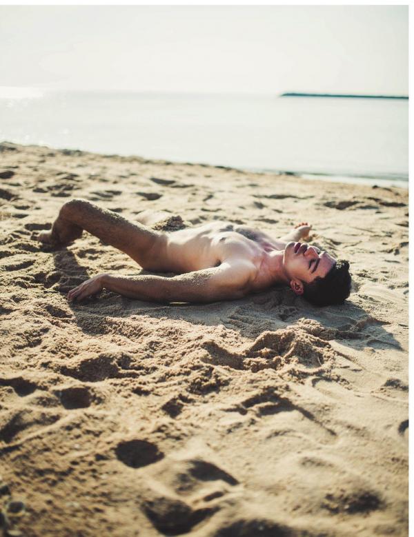 1000miles-Magazine--Vol.1---Nick-Ittipat