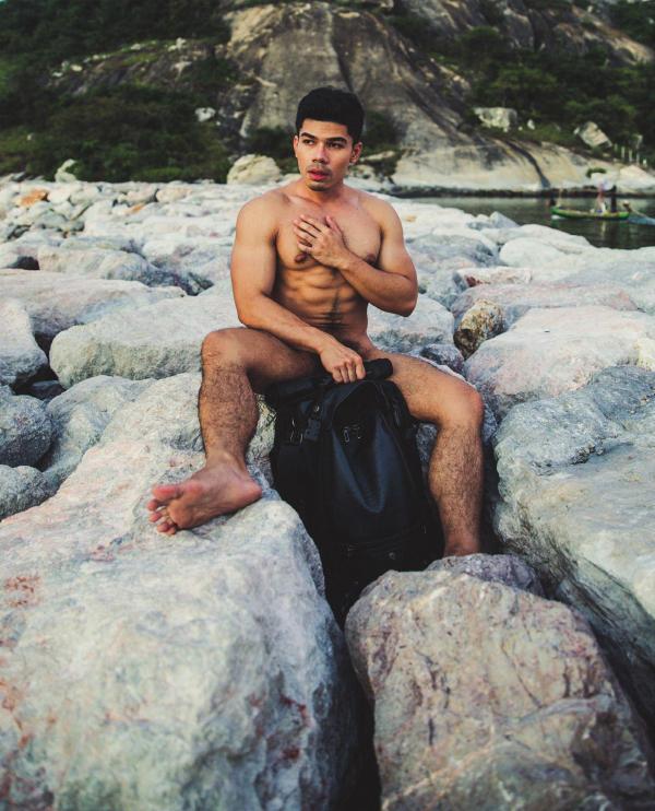 1000miles-Magazine--Vol.1---Nick-Ittipat