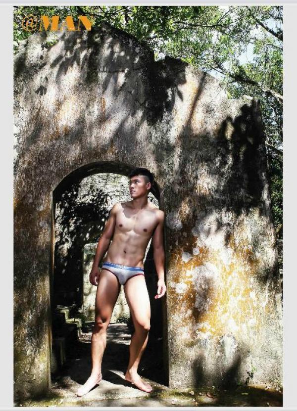 @MAN-07--Taiwan’s-Strong-Man