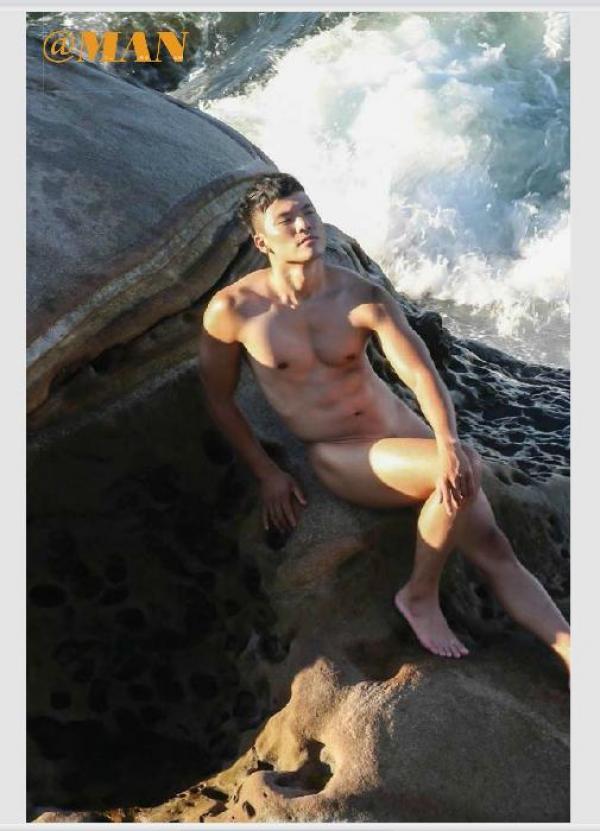 @MAN-07--Taiwan’s-Strong-Man