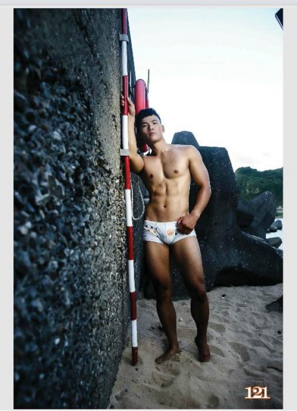 @MAN-07--Taiwan’s-Strong-Man