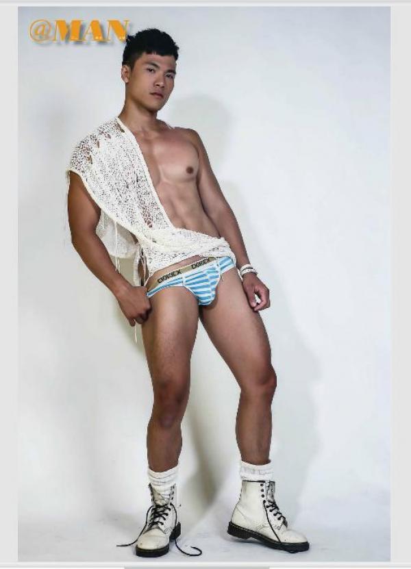 @MAN-07--Taiwan’s-Strong-Man