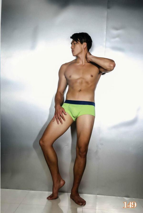 @MAN-08--Taiwan’s-Strong-Man