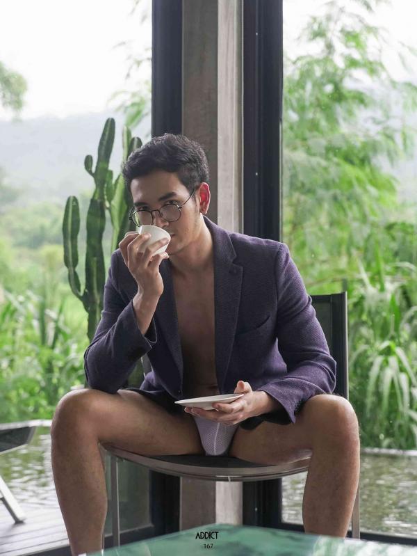 ADDICT-06---Arm-146-Pics--BtS