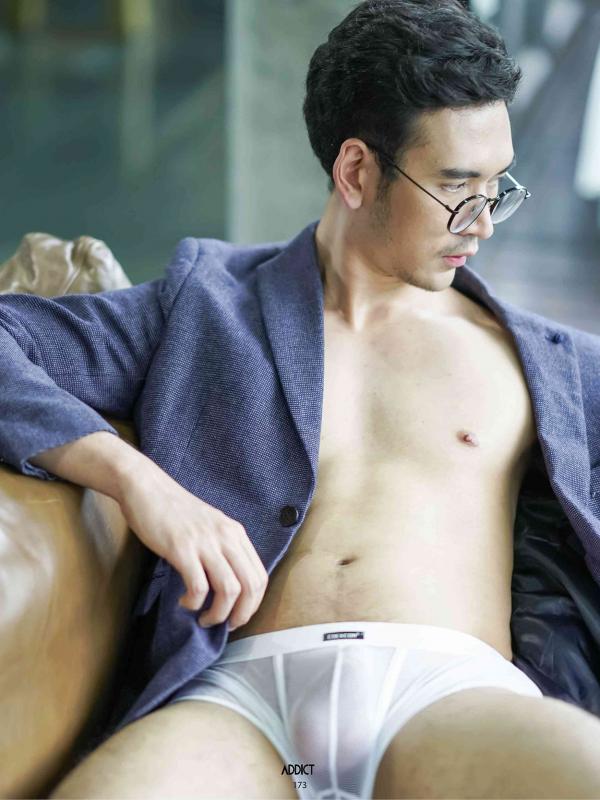 ADDICT-06---Arm-146-Pics--BtS