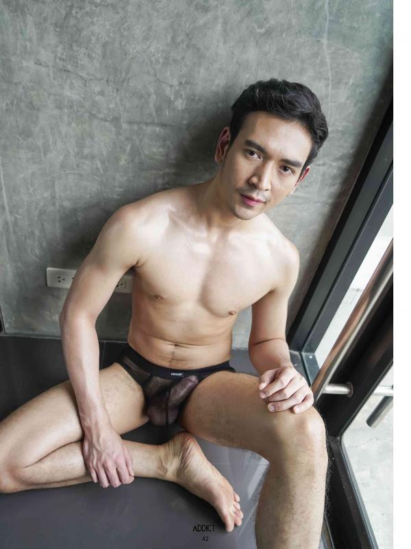 ADDICT-06---Arm-146-Pics--BtS