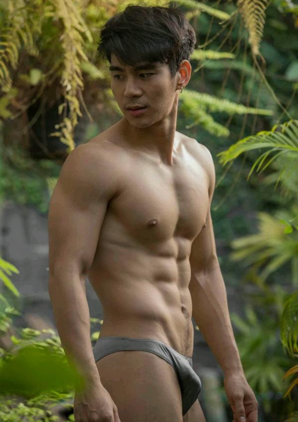 AVENUE-02--Earl-Nontapak