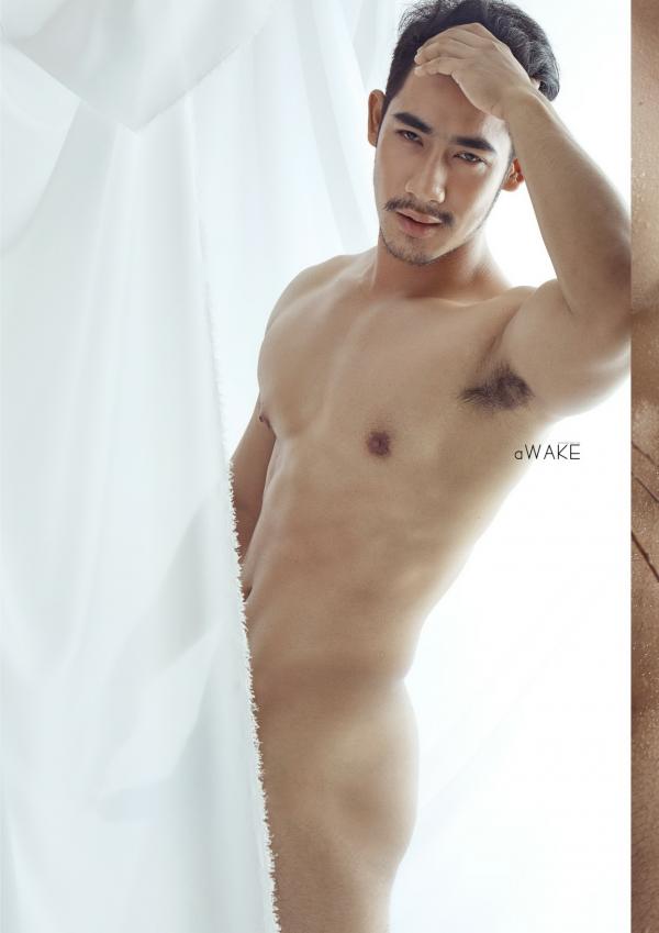 AWAKE-Issue-05--Bank