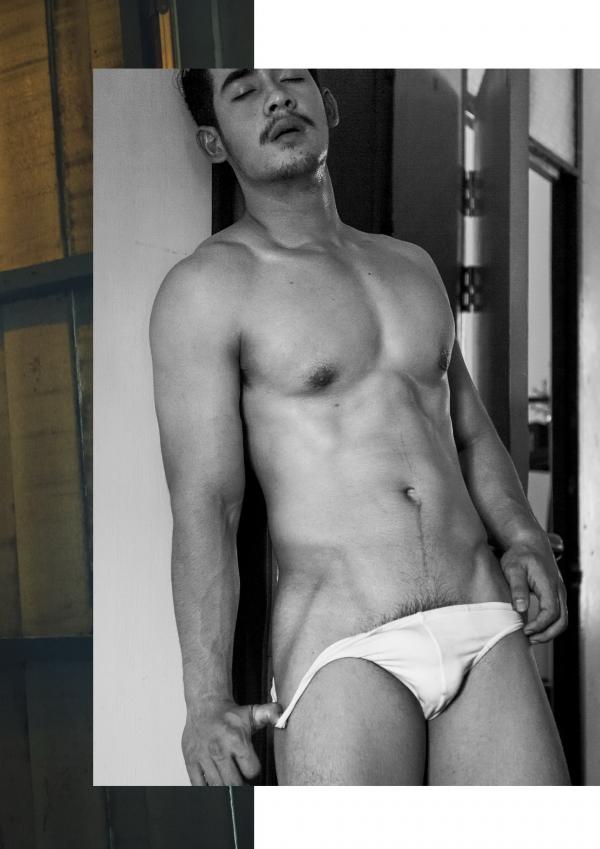 AWAKE-Issue-05--Bank