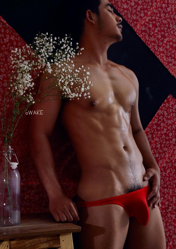 AWAKE-Issue-05--Bank