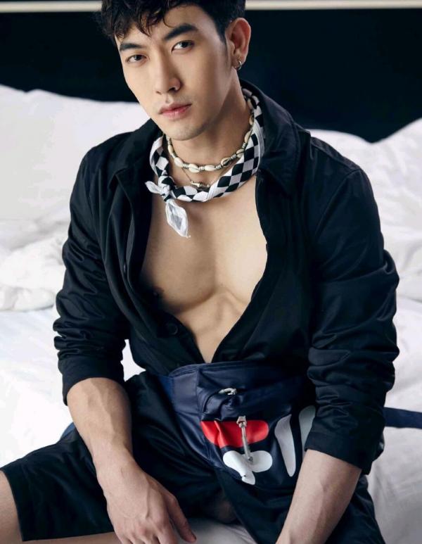 AWESOME--Issue-3---Cartoon