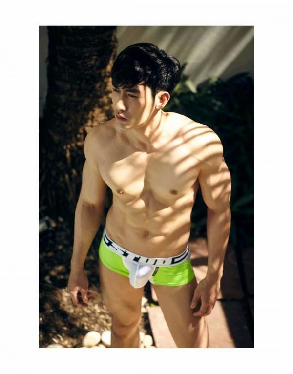 AWESOME--Issue-3---Cartoon