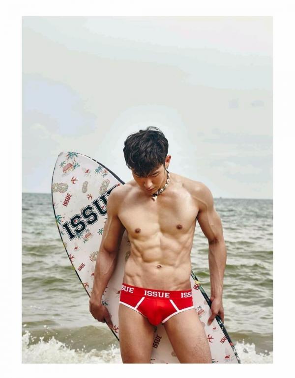 AWESOME--Issue-3---Cartoon