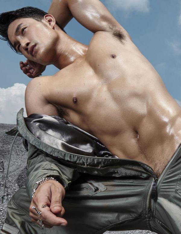 AWESOME-MEN-1---BANK-BUSA