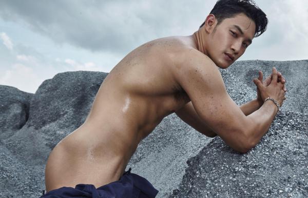 AWESOME-MEN-1---BANK-BUSA