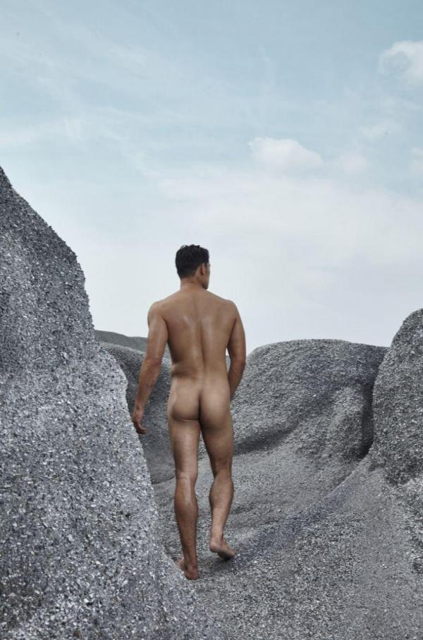 AWESOME-MEN-1---BANK-BUSA