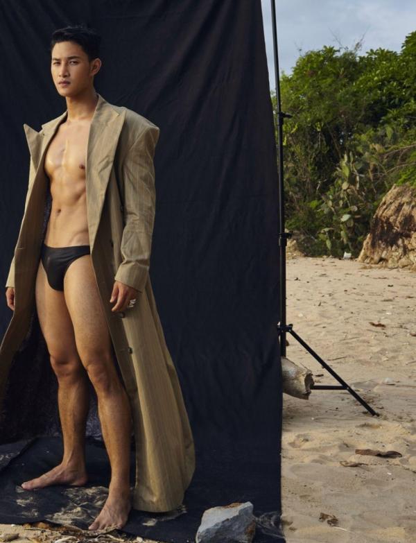 AWESOME-MEN-1---BANK-BUSA