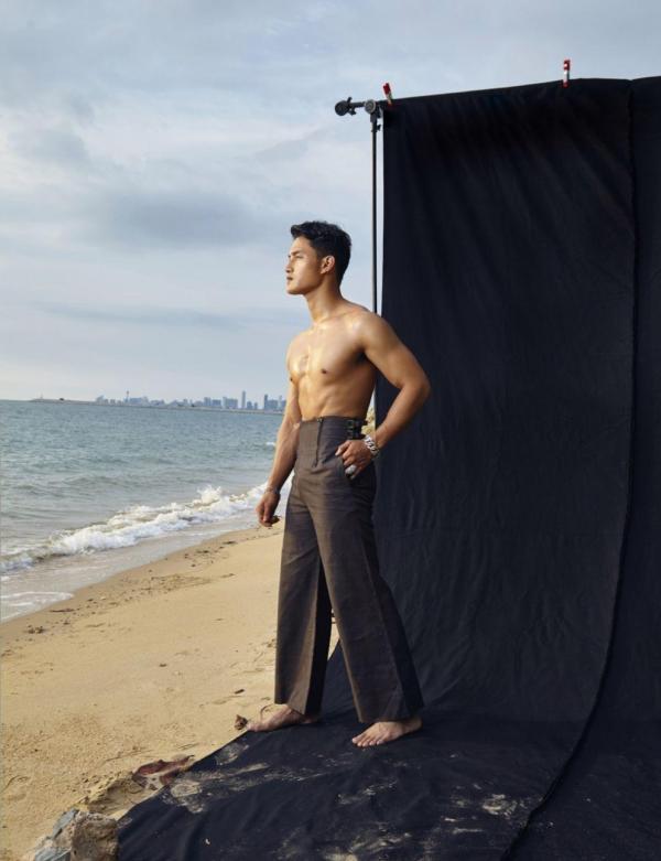 AWESOME-MEN-1---BANK-BUSA