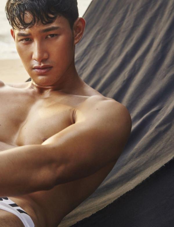 AWESOME-MEN-1---BANK-BUSA