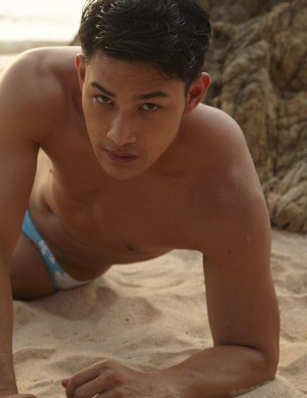 AWESOME-MEN-1---BANK-BUSA