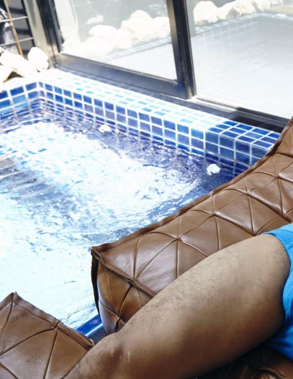 AWESOME-MEN-1---BANK-BUSA