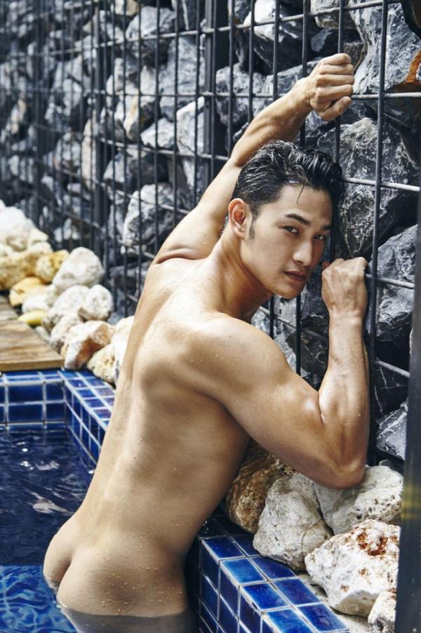 AWESOME-MEN-1---BANK-BUSA