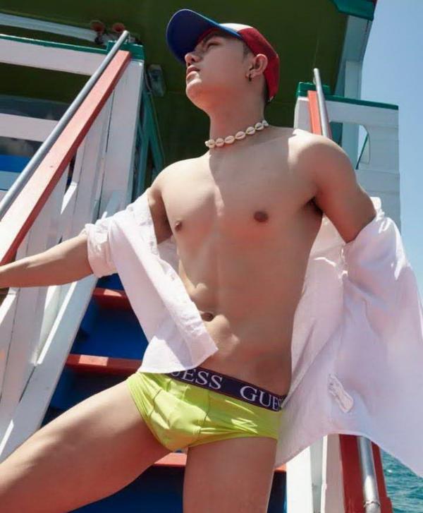 AWESOME-MEN-6--BoN-NalueMit