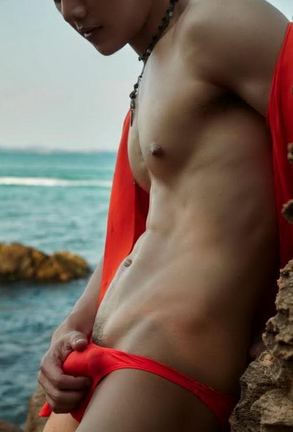 AWESOME-MEN-6--BoN-NalueMit