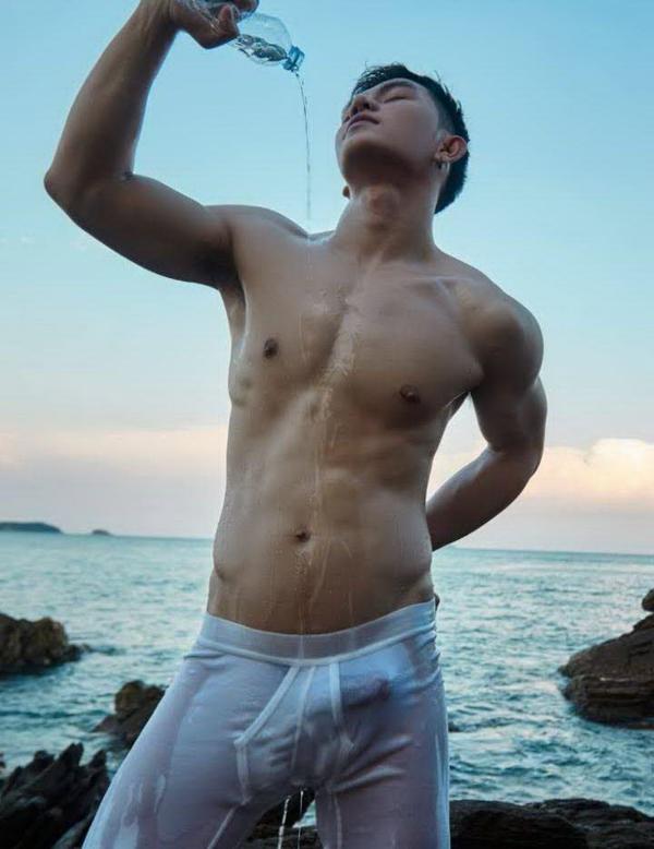 AWESOME-MEN-6--BoN-NalueMit