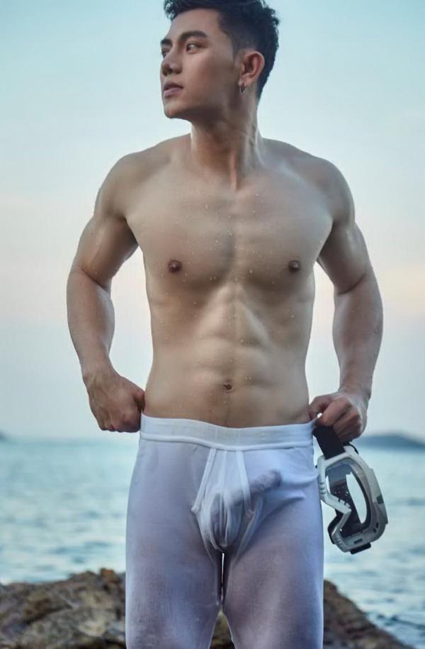 AWESOME-MEN-6--BoN-NalueMit