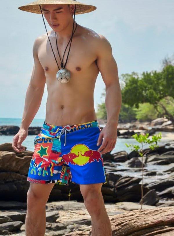 AWESOME-MEN-6--BoN-NalueMit