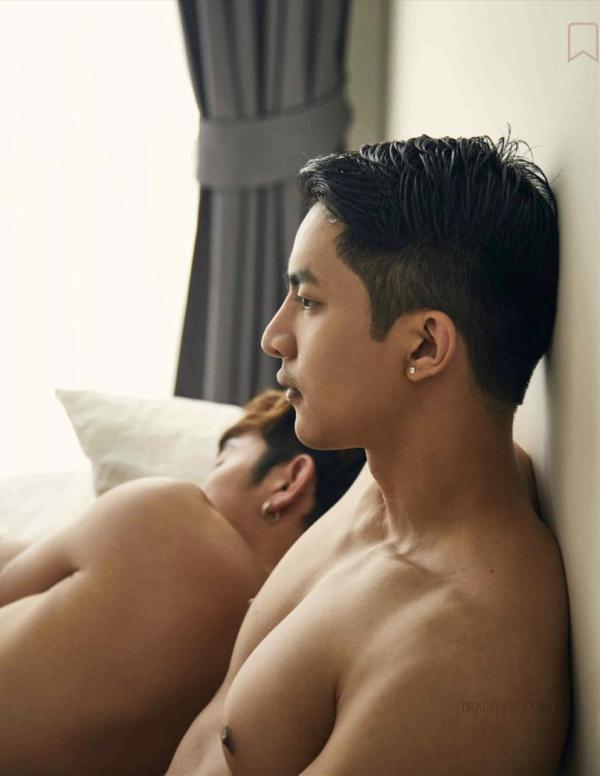 AWESOME-MEN-8--Bromance-Gun-amp-Cartoon--Ebook--Video-