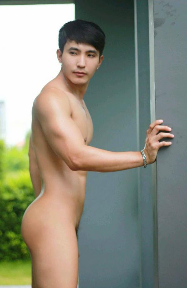 Allure-magazine-01---TAE-chira