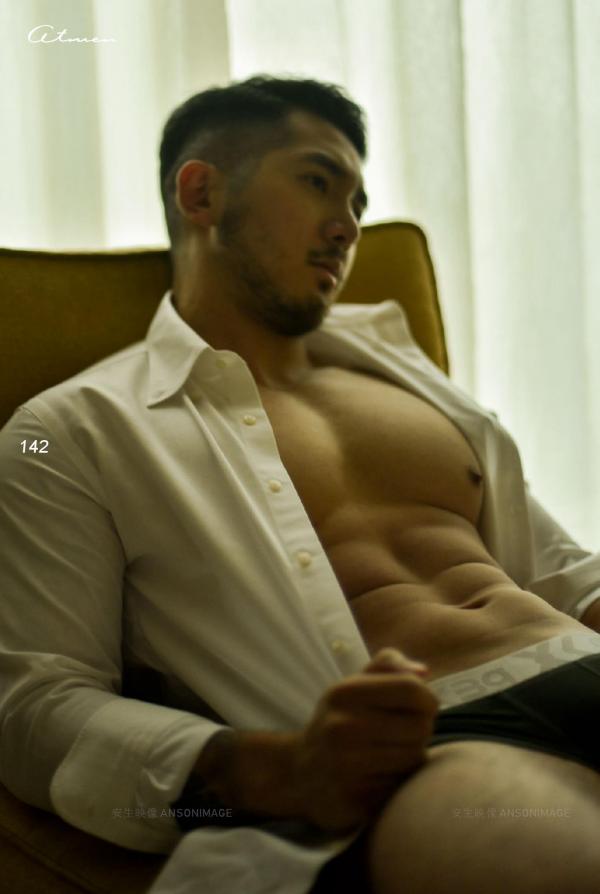 At-Men-No.04-–-Liang