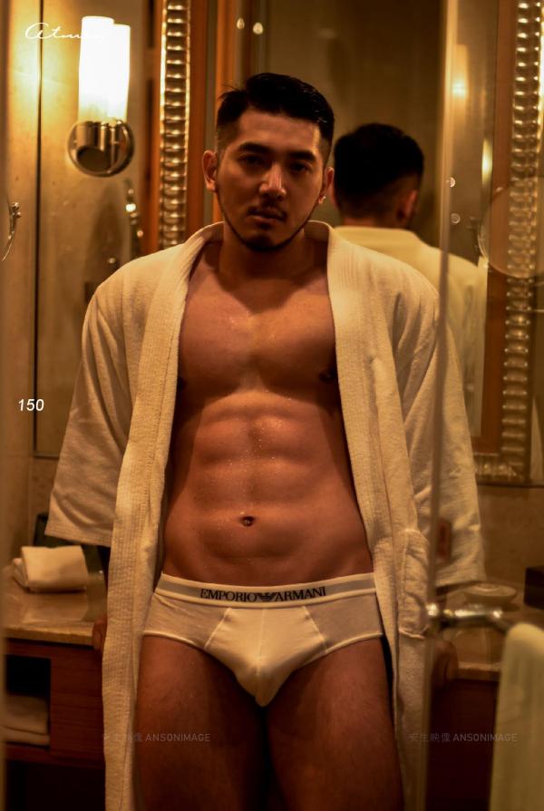 At-Men-No.04-–-Liang