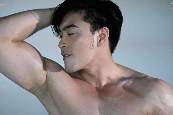 Athlete-Bkk-Vol.01-–-Krit-Takoyakrit-EbookVideo