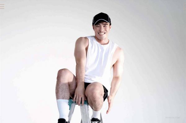 Athlete-Bkk-Vol.01-–-Krit-Takoyakrit-EbookVideo