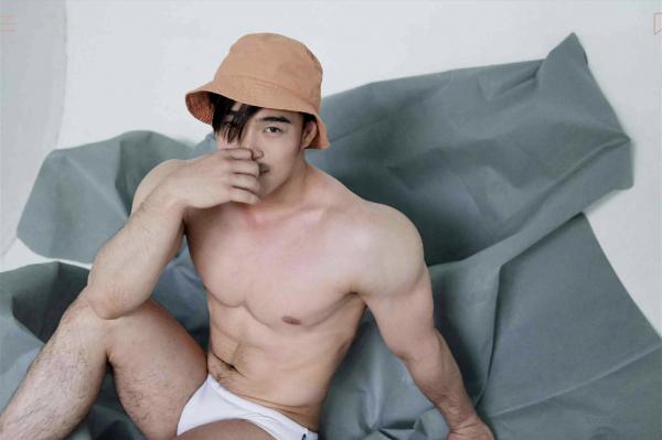 Athlete-Bkk-Vol.01-–-Krit-Takoyakrit-EbookVideo