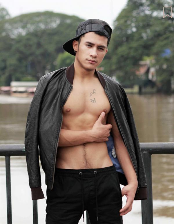 BOYZ-01--Theerat-Oua--EbookVideo-