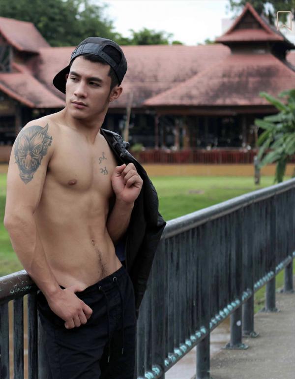 BOYZ-01--Theerat-Oua--EbookVideo-