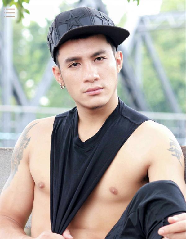 BOYZ-01--Theerat-Oua--EbookVideo-