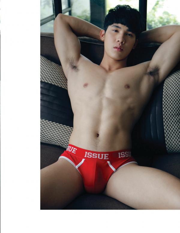 Back-03--Boss-24-Hours-125-Pics--BtS