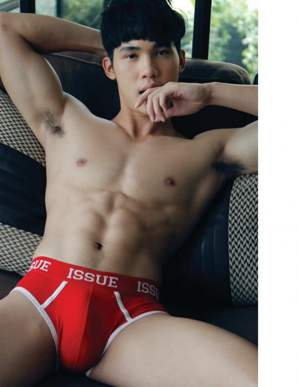 Back-03--Boss-24-Hours-125-Pics--BtS