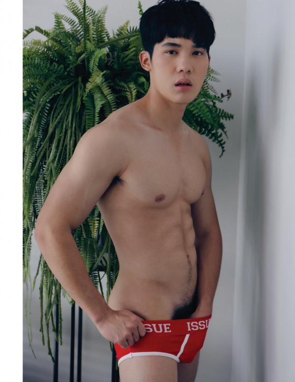 Back-03--Boss-24-Hours-125-Pics--BtS