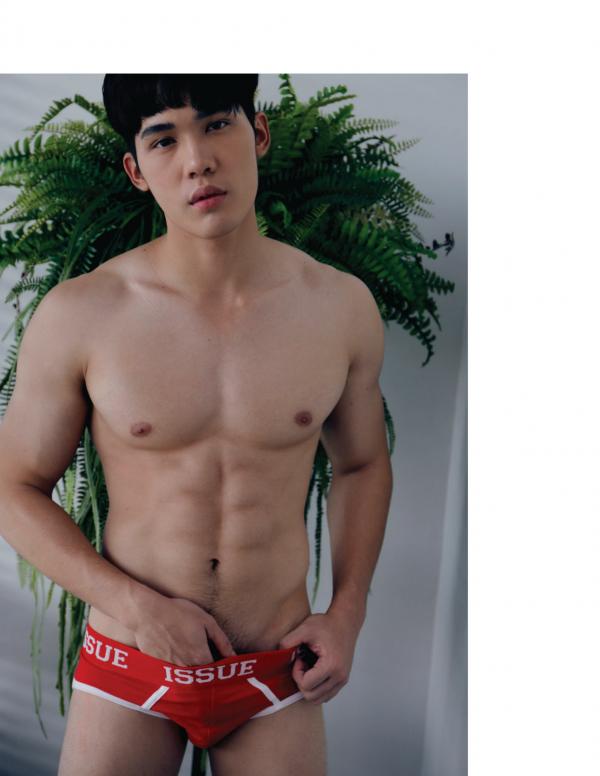 Back-03--Boss-24-Hours-125-Pics--BtS