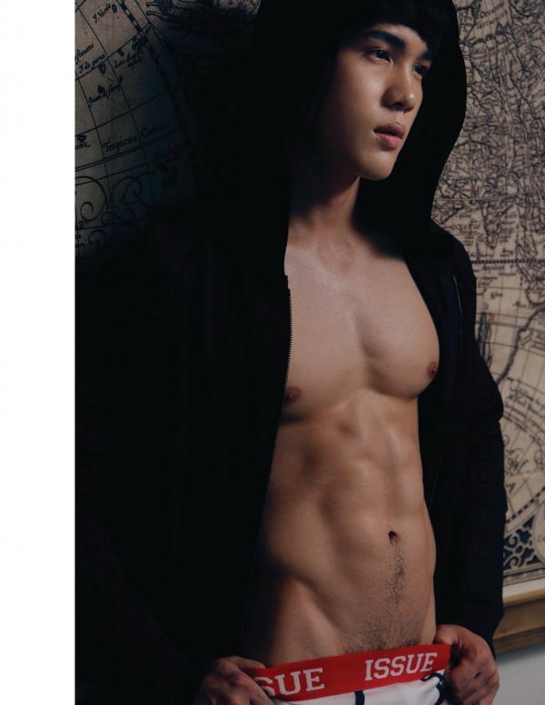 Back-03--Boss-24-Hours-125-Pics--BtS