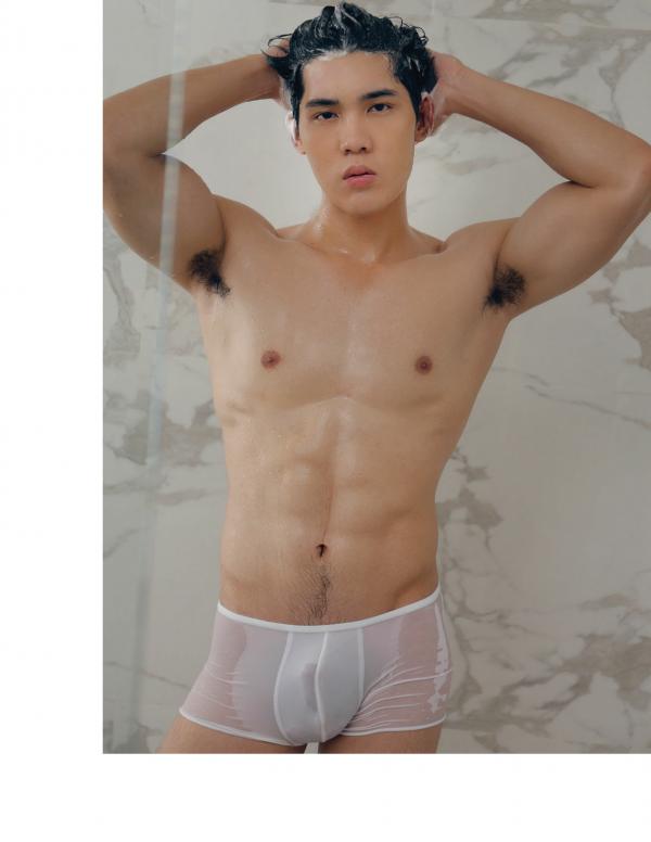 Back-03--Boss-24-Hours-125-Pics--BtS